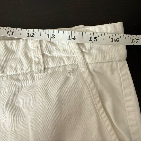 J Crew Shorts 4.5'' Womens Sz 8 White Chino Distressed Coastal Beach Summer - Picture 12 of 14